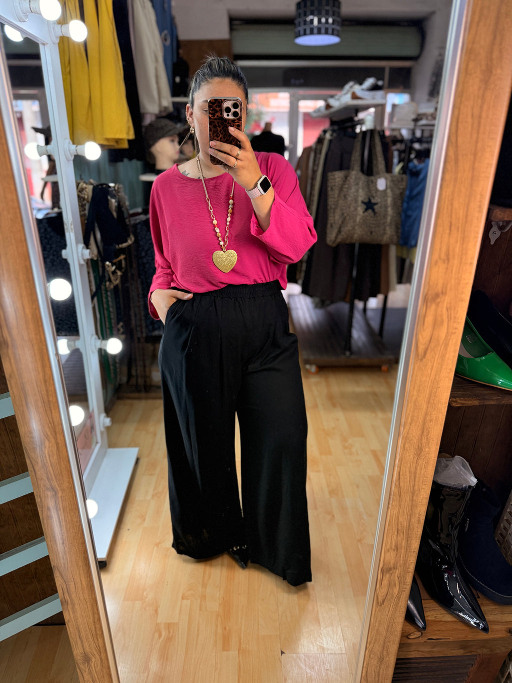 Pantalón de lino black con pinzas delanteras