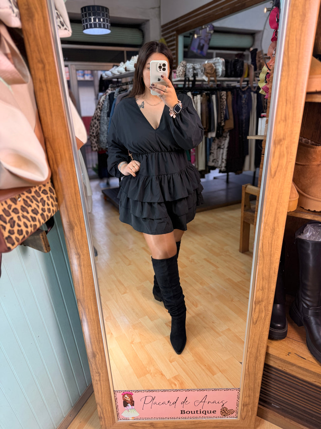 🖤Vestido Negro Volantes Glam