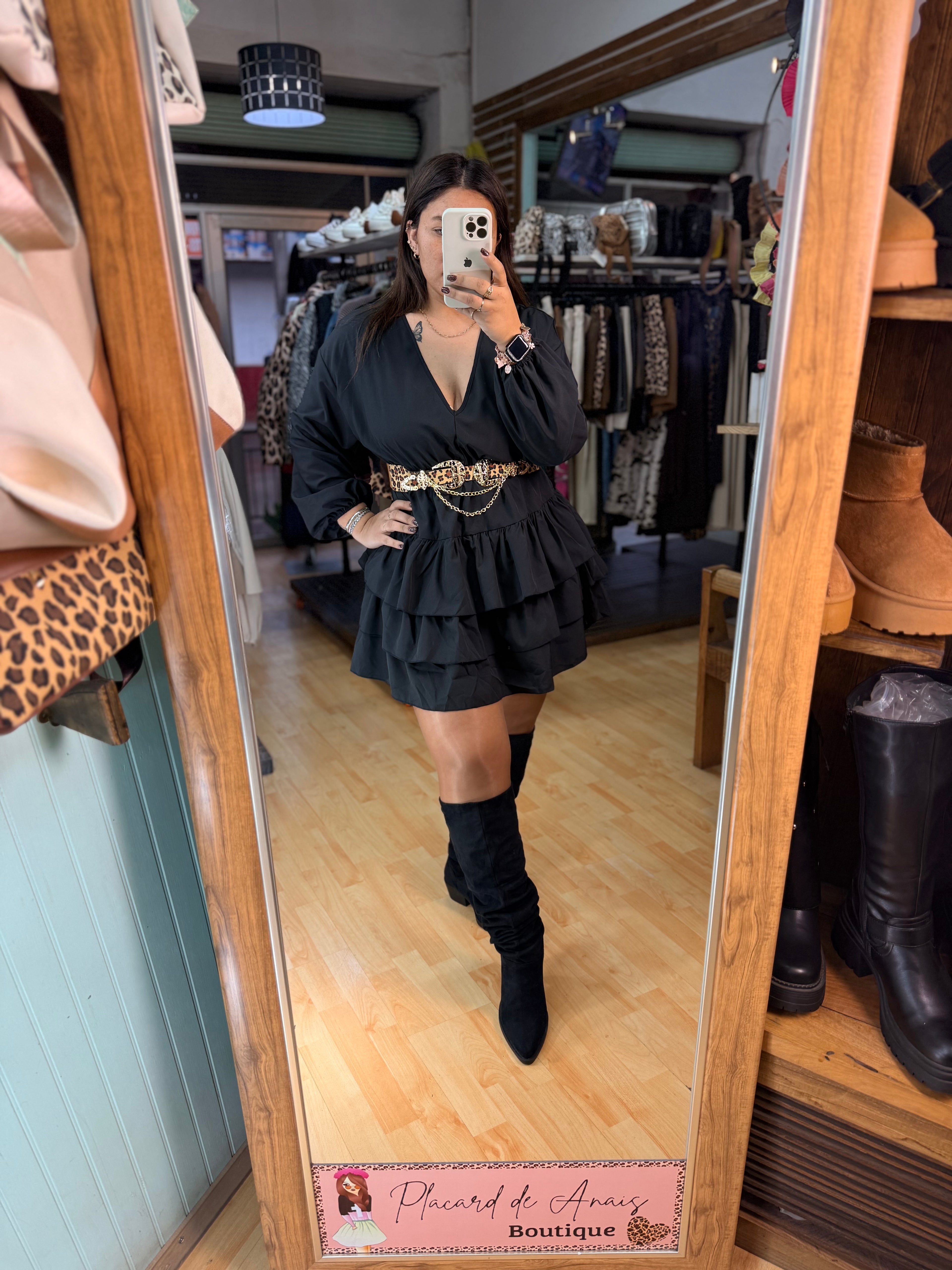 🖤Vestido Negro Volantes Glam