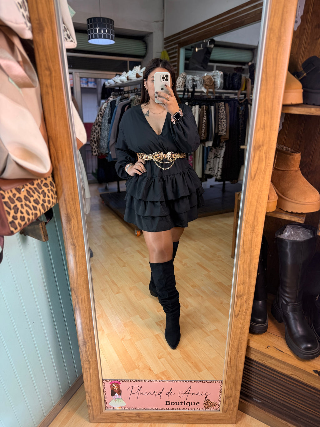 🖤Vestido Negro Volantes Glam