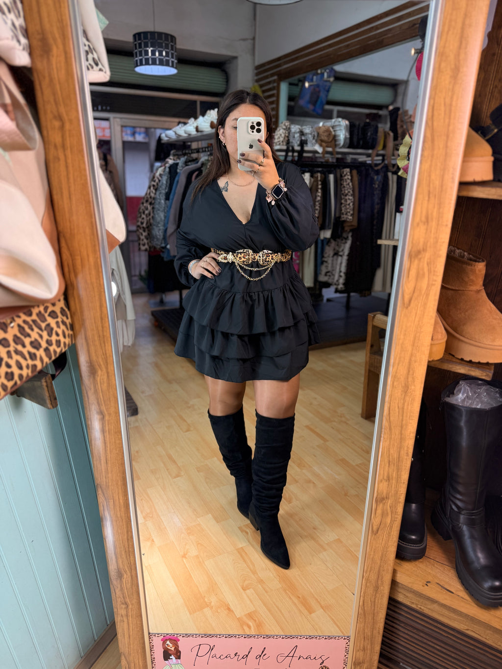 🖤Vestido Negro Volantes Glam