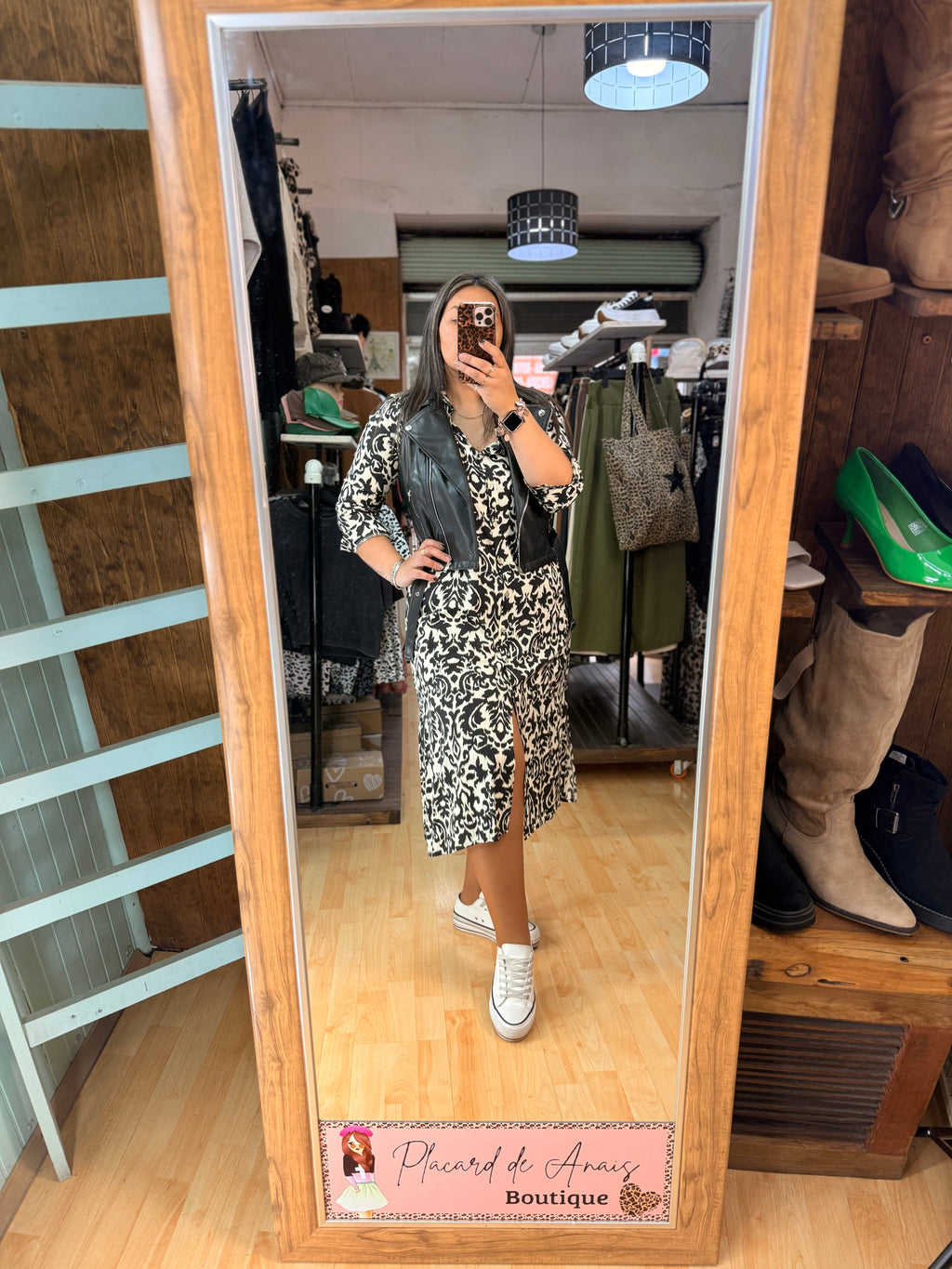 ✨ Vestido Camisero Estampado Barroco 🤍🖤