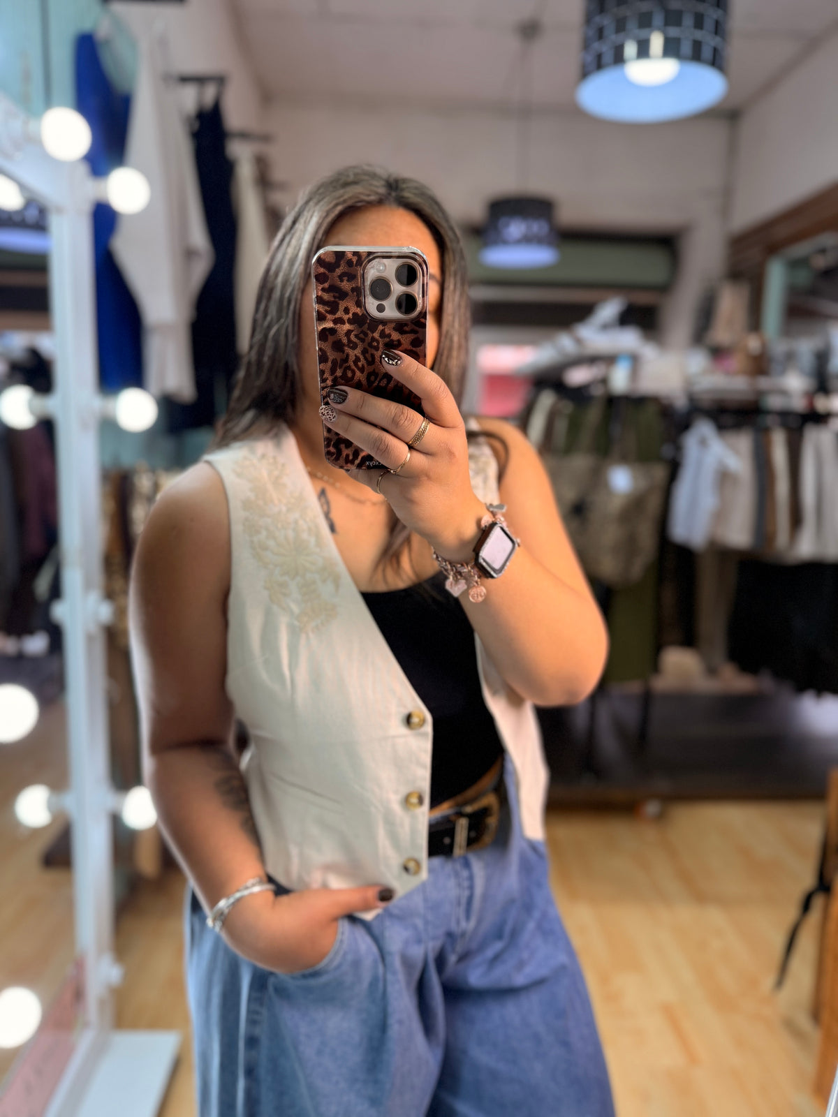 Gilet de Lino con Bordados ✨🤍
