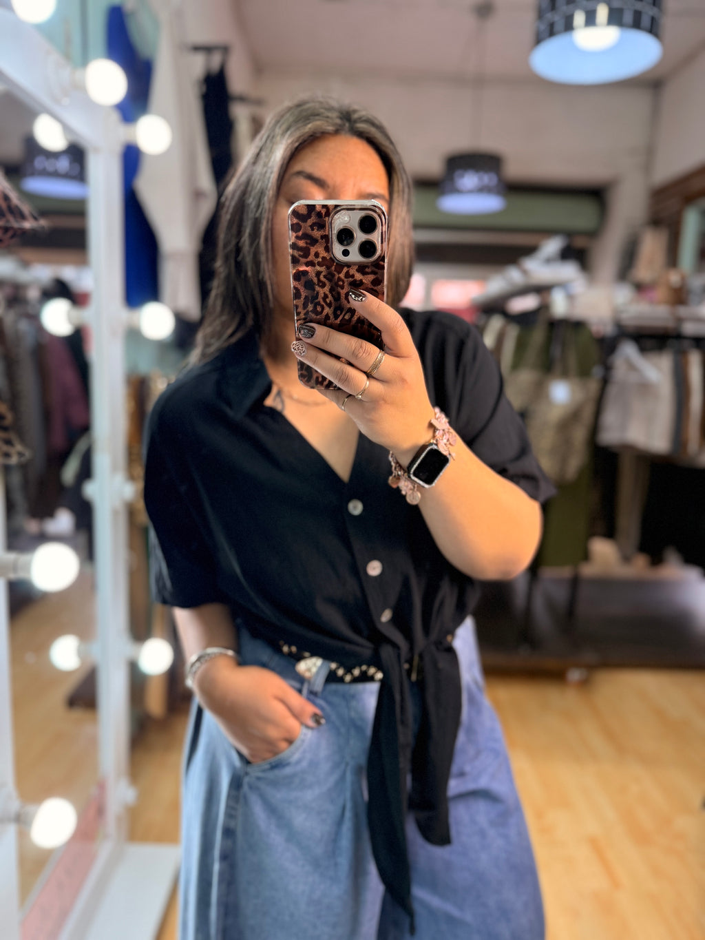 ✨ Blusa de Lino con Amarras – Negra 🖤