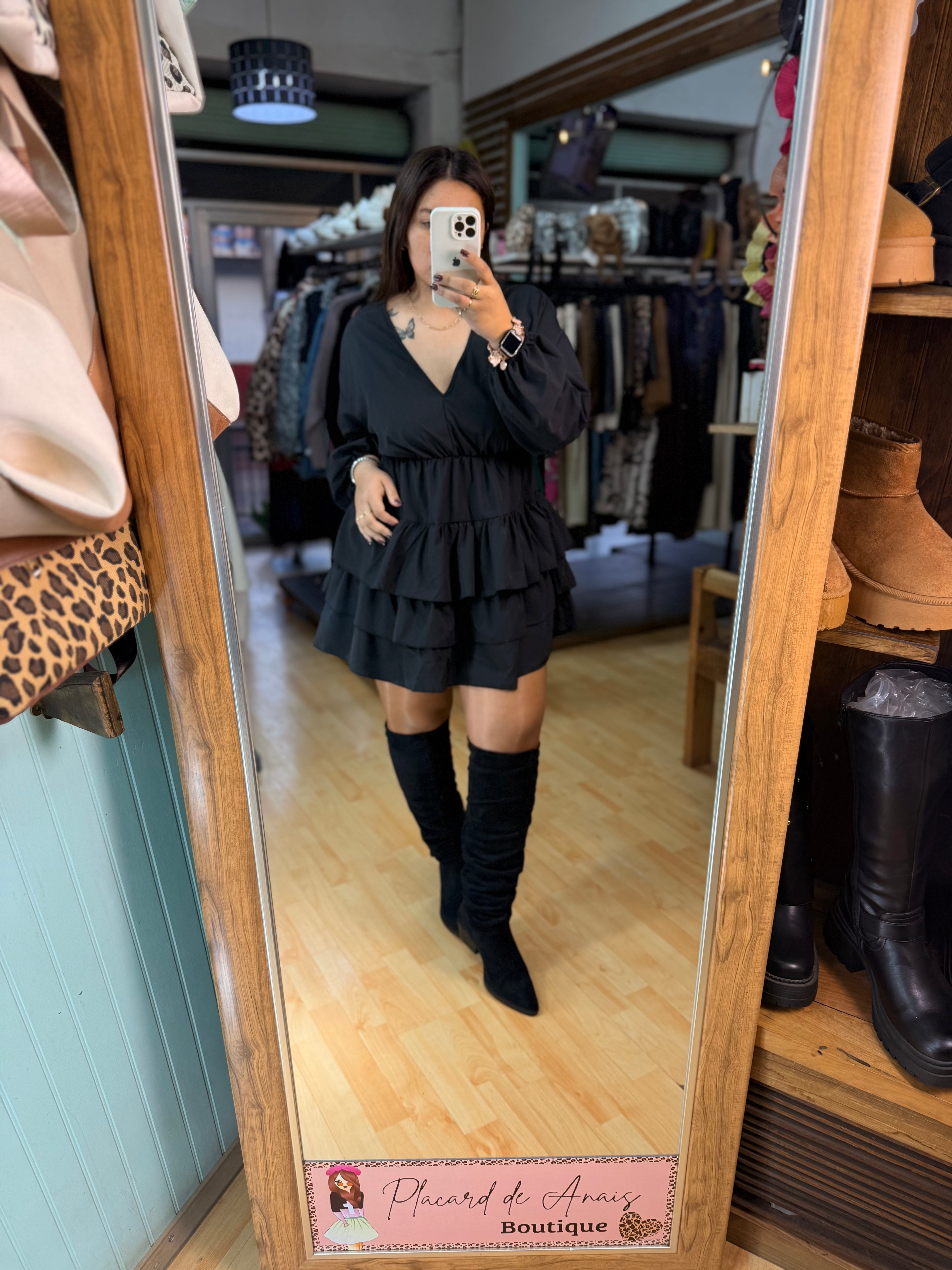 🖤Vestido Negro Volantes Glam
