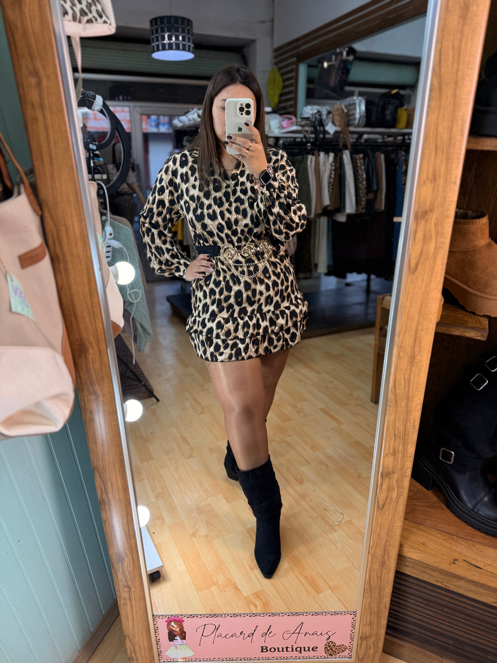 Vestido Animal print volantes chocolate