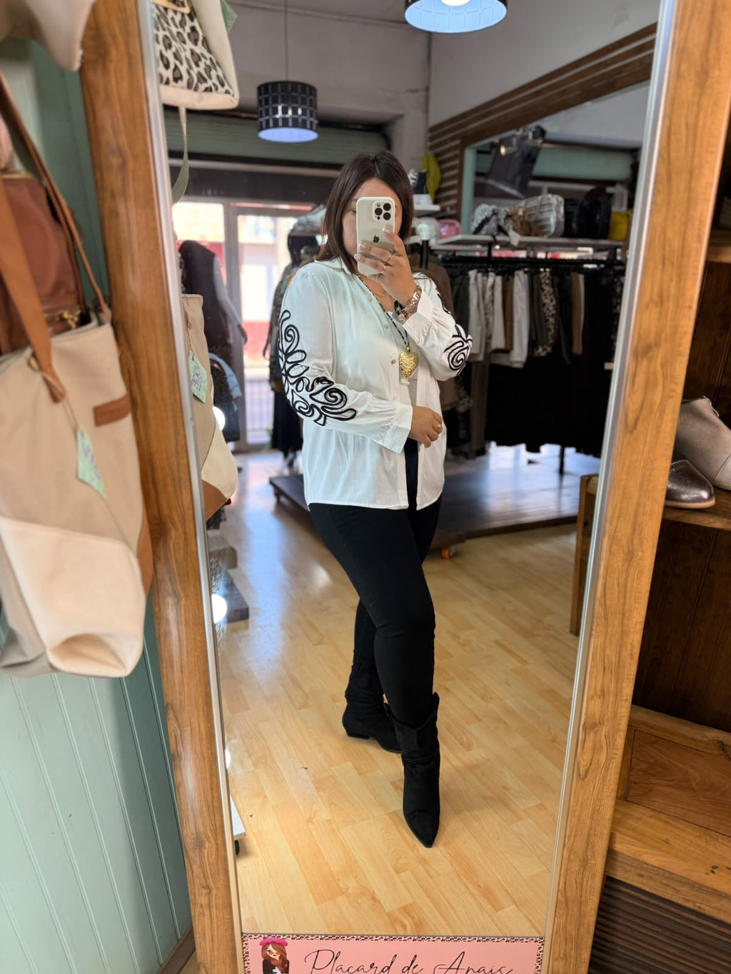 ✨Blusón Bordado White