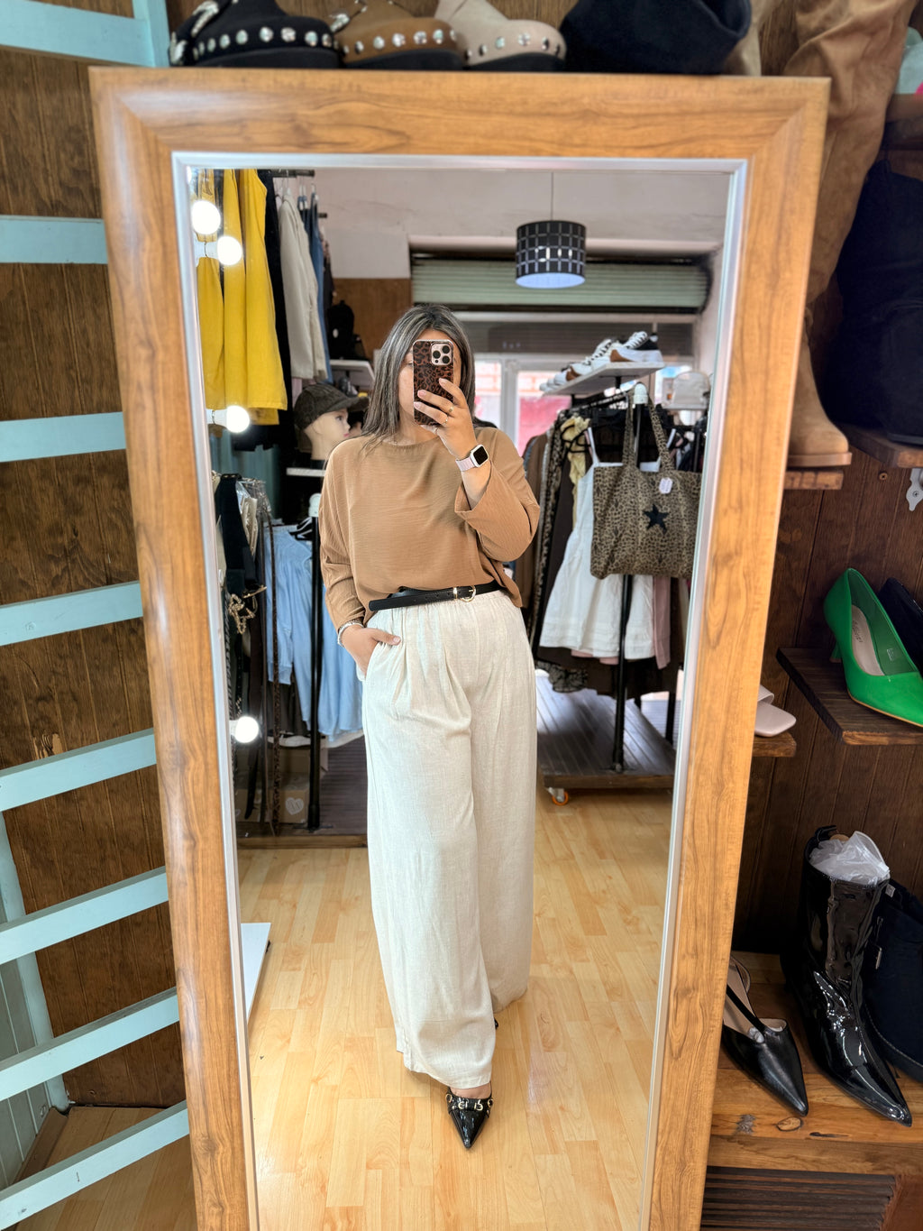 Blusa de textura tipo lino y calce holgado camell 🤎