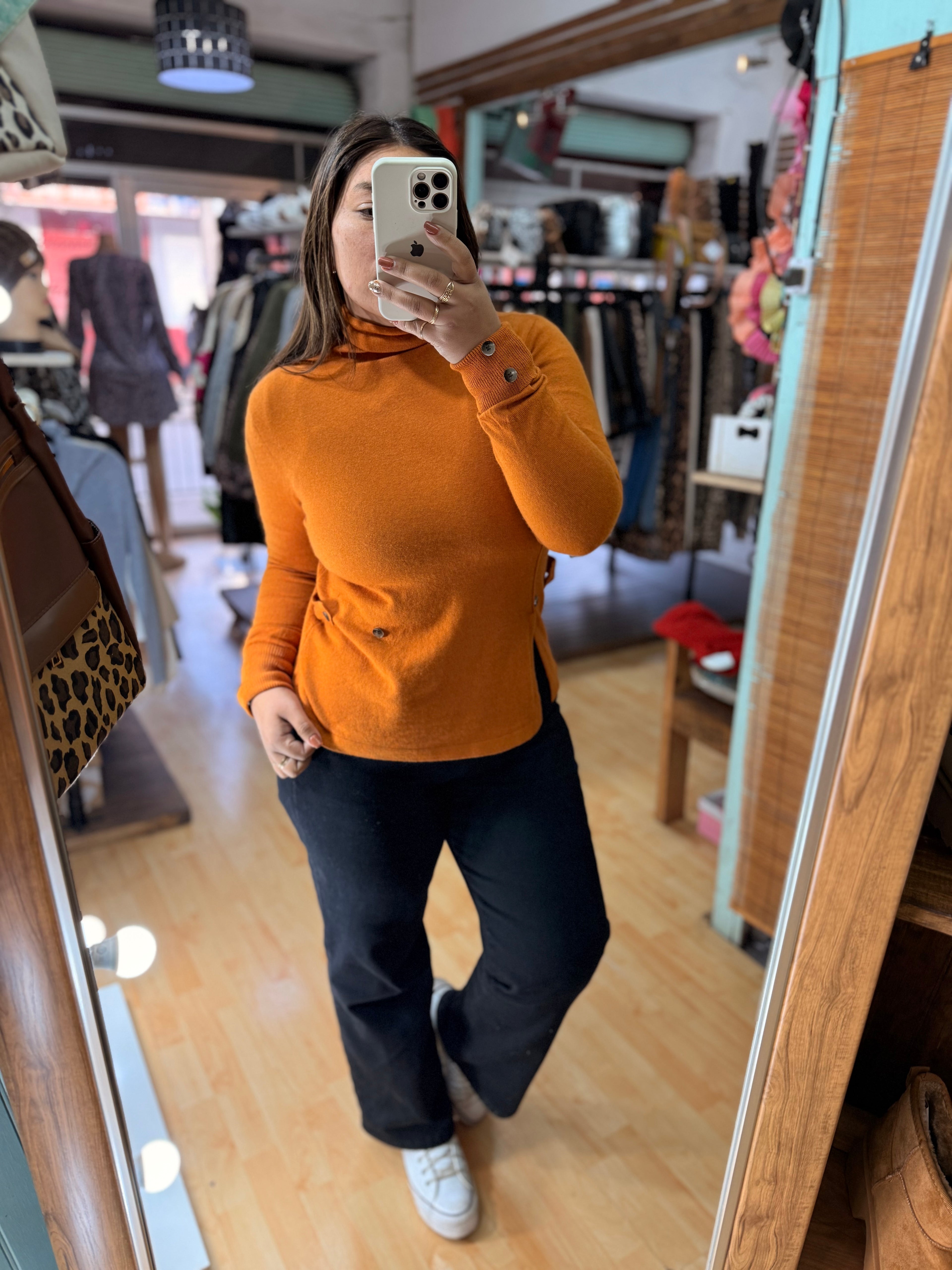 ✨ Sweater Cuello Alto Verona