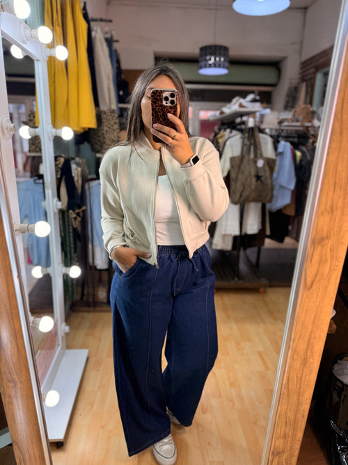 bomber tipo gamuza beige 🤍