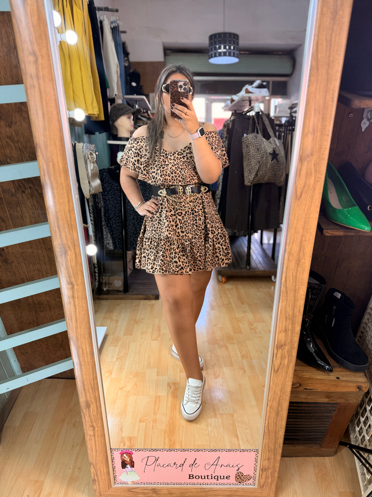🤎Vestido Mini Animal Print con Hombros Descubiertos y Vuelos 🐆